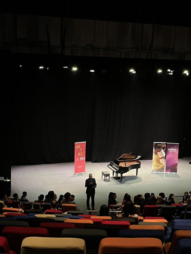 🎶 Kuala Lumpur Performing Arts Centre Live Jazz Piano Competition & Campus Vibes