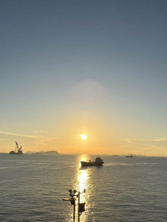 🌅 Guishan Island Lighthouse: Sunsets That Take Your Breath Away