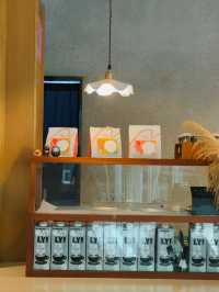 ✨【深水埗隱秘咖啡店｜不苦· 日系治癒系Cafe】✨  