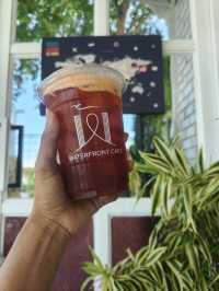 คาเฟ่ริมน้ำ บ้านกรูด