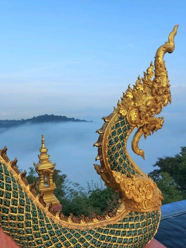 ซุ้มประตูสวรรค์ วัดพระธาตุดอยพระฌาน
