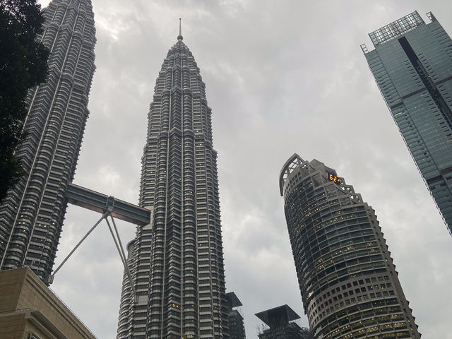  🌆 Petronas Twin Towers
