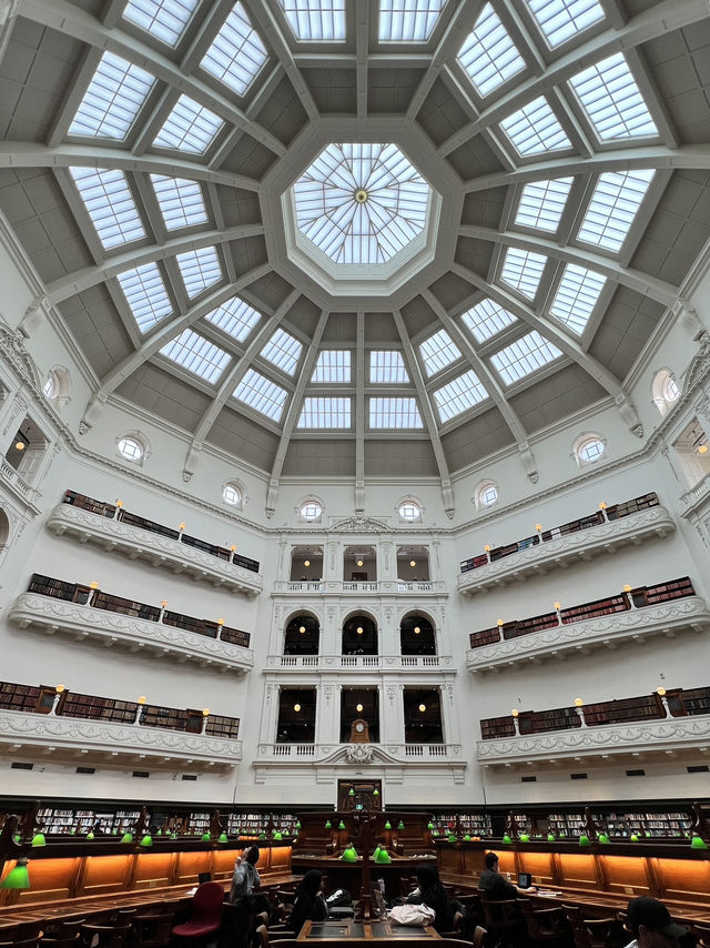 墨爾本 維多利亞圖書館-夢幻書架迷宮 墨爾本 維多利亞圖書館-夢幻書架迷宮