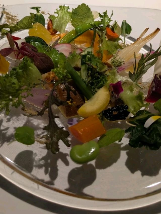 A HIDDEN MICHELIN STAR RESTAURANT IN TOKYO.