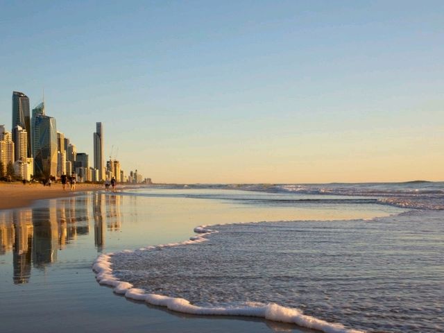 Catchy Title: Surfer's Paradise & Theme Park Thrills: Your Ultimate Gold Coast Escape! 🇦🇺🌊🎢