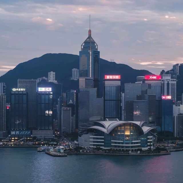 โรมแรมฮ่องกงวิว Victoria Harbour ใจกลางจิมซาจุ่ย