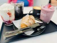 Ten Thousand: minimalist cafe at Lotte West Lake🇻🇳🎉