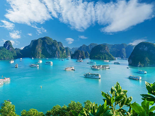 ハロン湾：ベトナムの伝説の楽園🐉🌊 | Trip.com Ha Tu