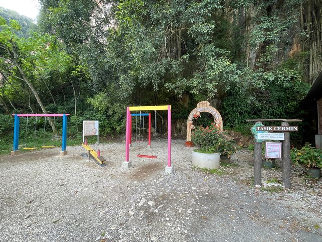 Hidden Gem of Mirror Lake Ipoh@Perak,Malaysia