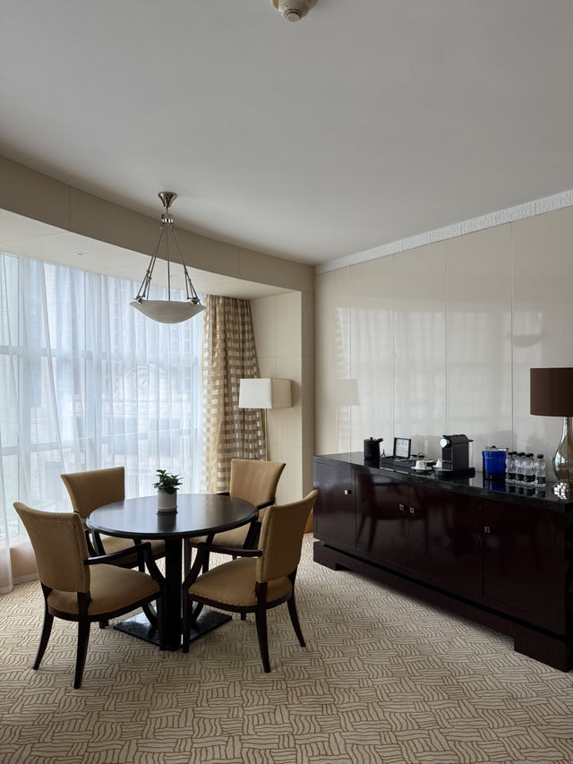 Ritz Carlton Beijing Financial Street Executive Suite