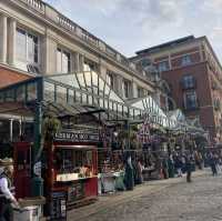 Walking from Bank Station to China Town