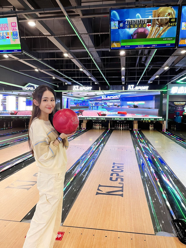 放假好去處🎳 一家大細去KL SPORT 全日放電！