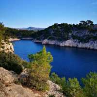 A Coastal Odyssey: The Allure of Calanque’s Pristine Beaches