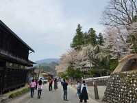 Shirakawa-gō: Thatched Roofs, Mountain Breezes, and Sweet Churros