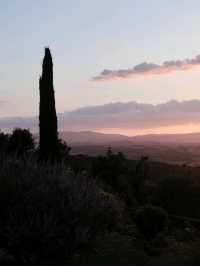 Panicale: Umbria’s Timeless Hilltop Gem 🌿🏰  
