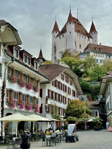 夢想中的瑞士圖恩是一顆隱藏的寶石，值得您關注！