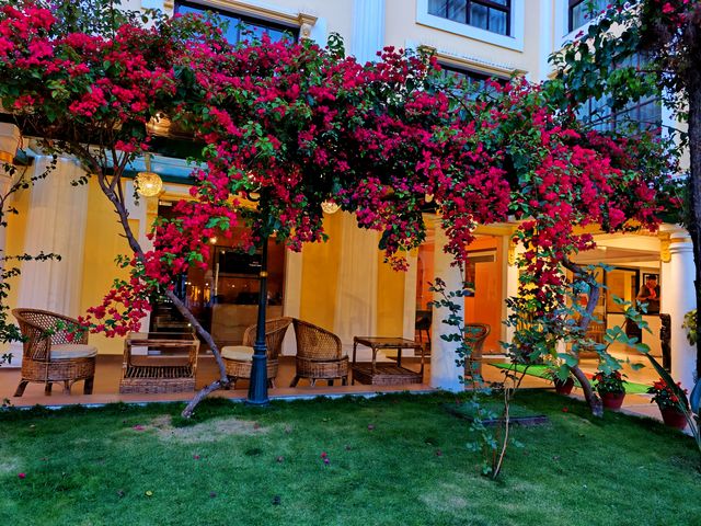 The Kathmandu Guest House, which carries the memories of world travelers, is a must-visit hotel in Nepal.