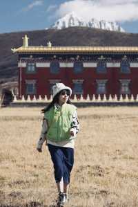 川西藏風小眾打卡｜甘孜道孚藏民居+背靠雪山木雅大寺