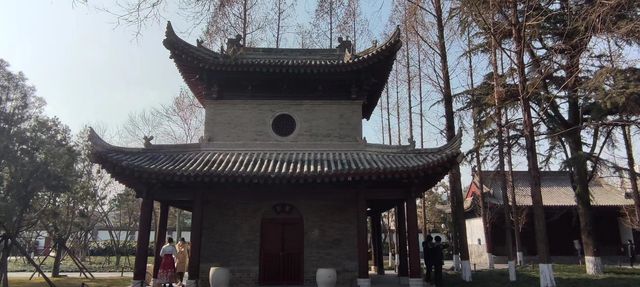 歷經多次地震都能屹立不倒的小雁塔 歷經多次地震都能屹立不倒的小雁塔