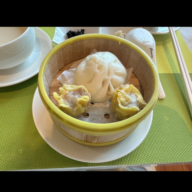 럭셔리한 코스식 호텔 조식 <Oakroom breakfast>