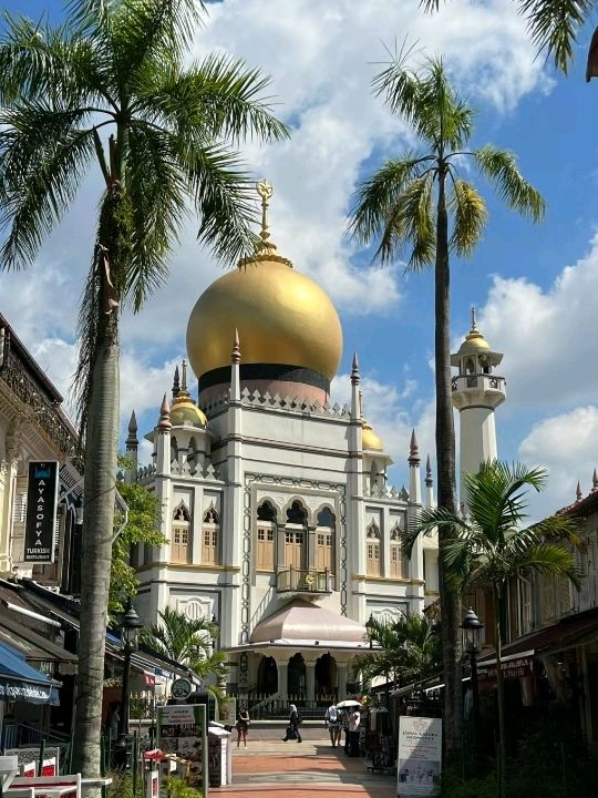 Beautiful Sultan Mosque in Singapore 🇸🇬🕌