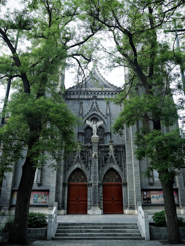 Beloved Church in the Capital | The Eternal Landmark of Dongjiaominxiang ⛪