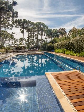 🌟 Campos do Jordao's Finest Stays Unveiled 🏨✨