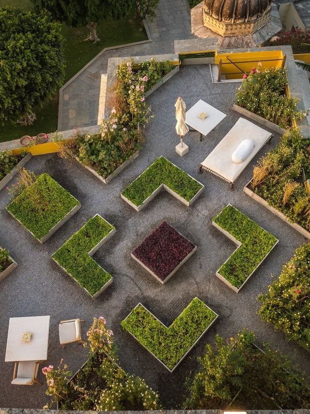 🏰✨ Rajasthan's Regal Retreat: RAAS Devigarh 🌟