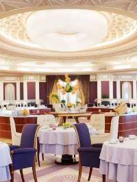 🌟 Luxe Oasis in Riyadh: Ritz-Carlton's Royal Retreat 🌟