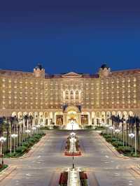 🌟 Luxe Oasis in Riyadh: Ritz-Carlton's Royal Retreat 🌟