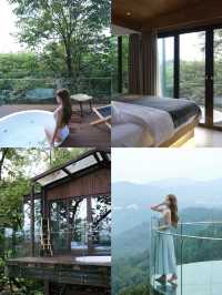 峨眉山秘密花園裡的小木屋