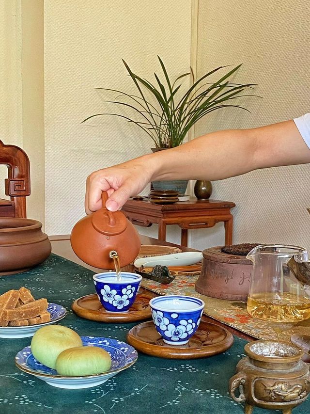 這半山中式茶館我可以待上一整天！！！。