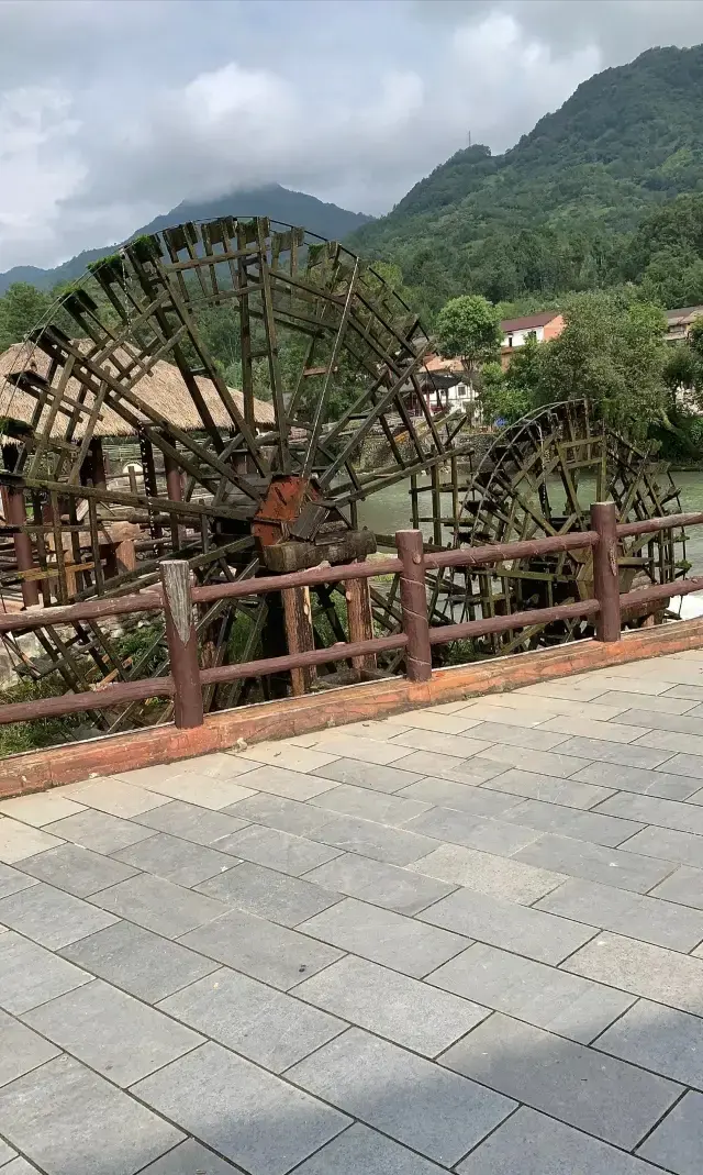 Luojiaba, Xixiang: A Poetic Paradise Travel Guide
