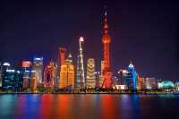 昨夜的北外灘，無人且愜意