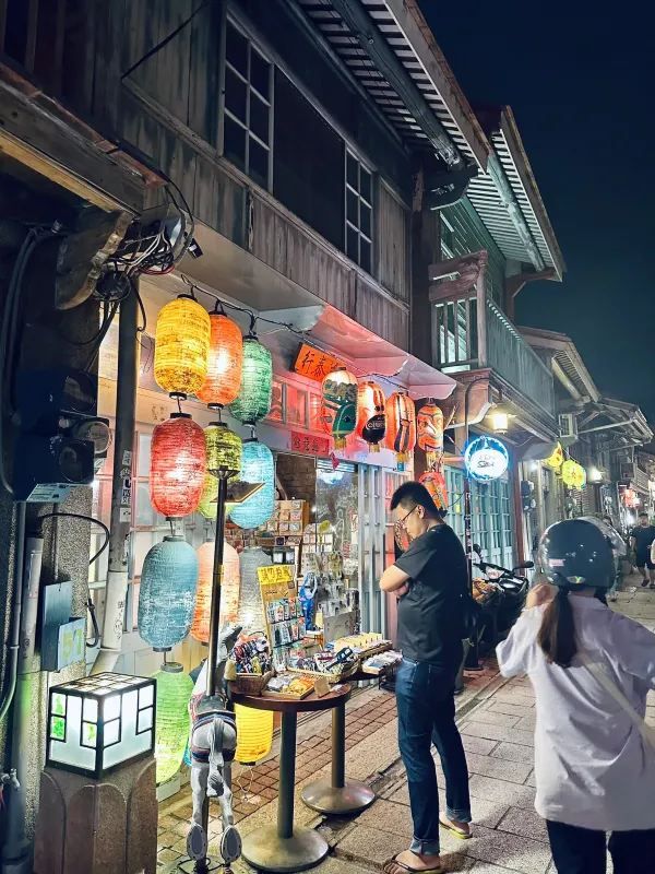 台南神農街：穿越時光的300年老街🏮