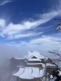 峨眉山拿下！雖然很累，但是真的超值！