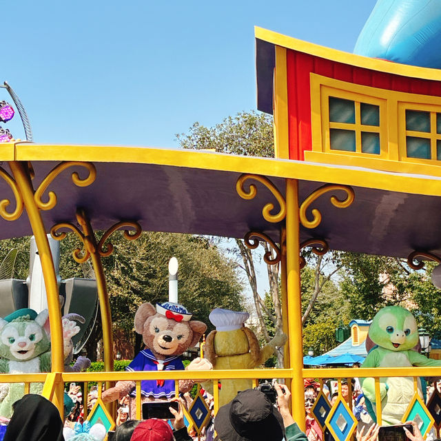上海ディズニーランド！