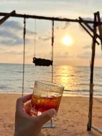 芭堤雅萬麗度假酒店嘅海景同日落晚霞真係好靚！
