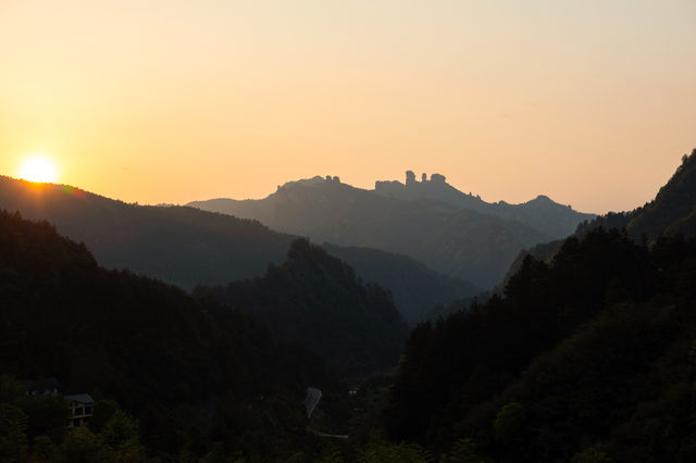 逃離喧囂 住進深山裡