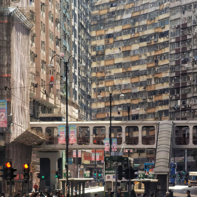 香港北角怪獸大廈深度遊｜走進極繁主義的視覺狂歡現場