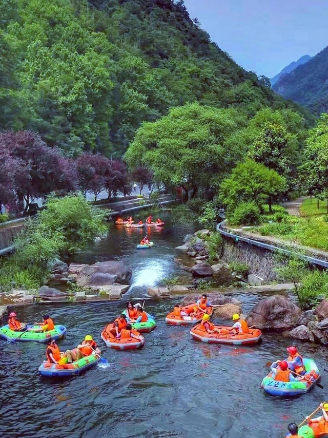  【安吉藏龍百瀑激流探險攻略：夏日避暑必玩指南】