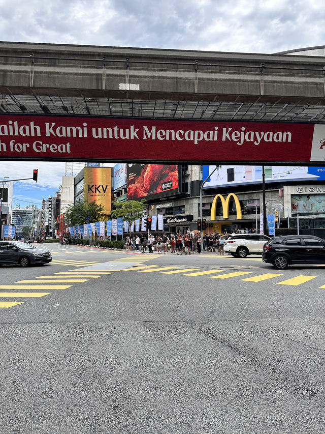 Small Town Budget For The Big City Life, Top Tips To Budget In Kuala Lumpur 