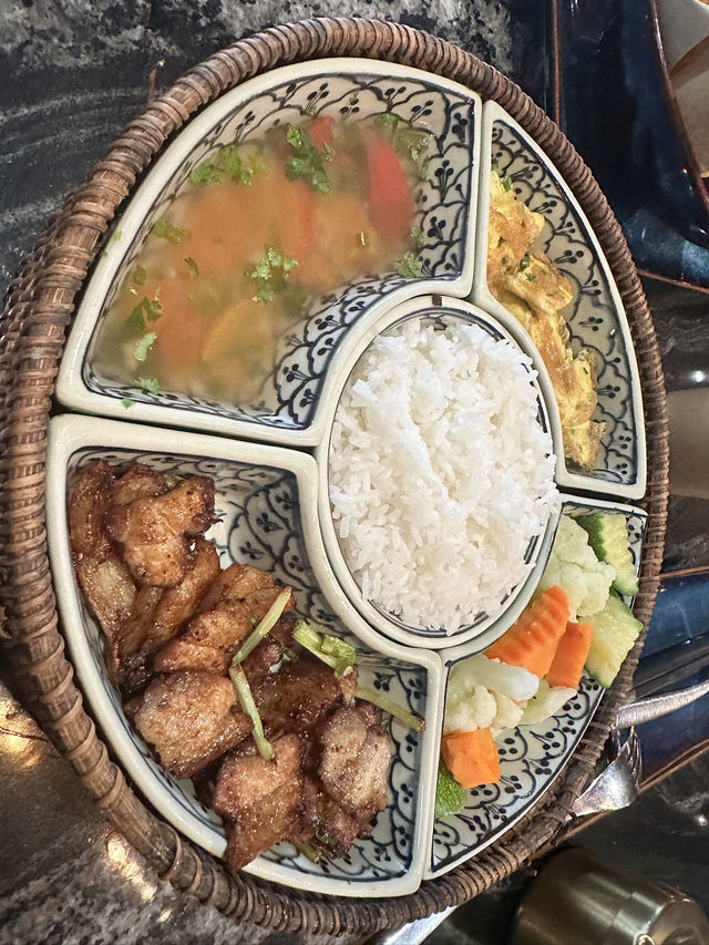 Beautiful Hanoi, A budget Friendly City Full Of Incredible Sights, Tastes and Scents. 