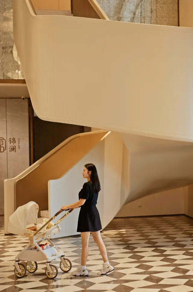 Just 0.5 Hours from Chengdu! Sancha Lake Family Vacation × Grand Mercure Hotel