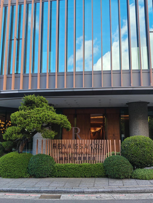 ✨台北士林萬麗酒店｜隱藏版度假天堂！捷運直達超方便～