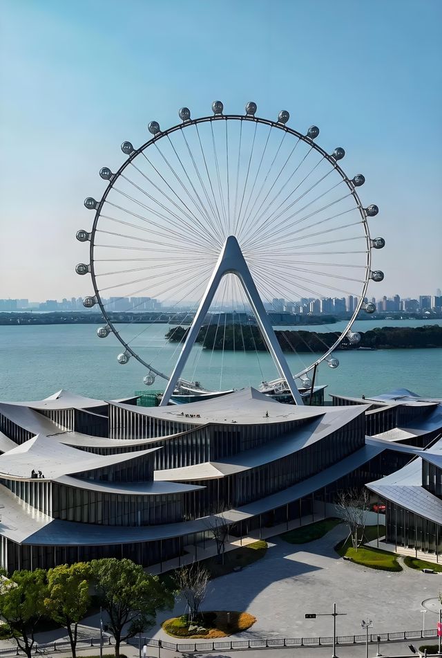 蘇州之眼，我坐過最科幻最有故事嘅摩天輪（太空艙體驗）