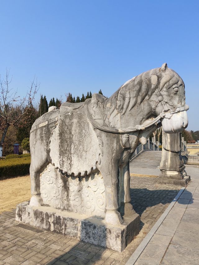 明祖陵神道石刻及陵冢玄宮