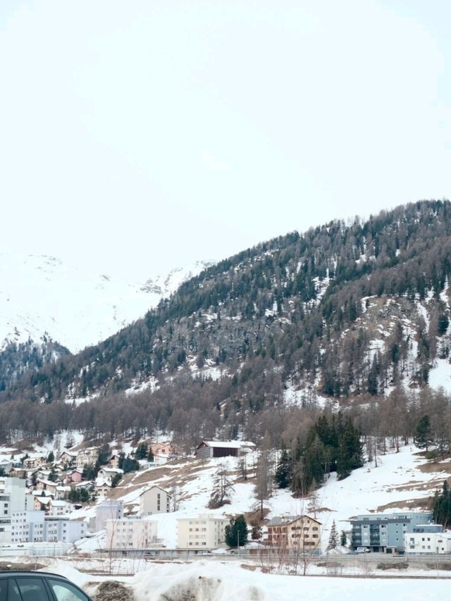 Sledging at Julierpass – Pure Winter Magic 🛷 Sledging at Julierpass – Pure Winter Magic 🛷