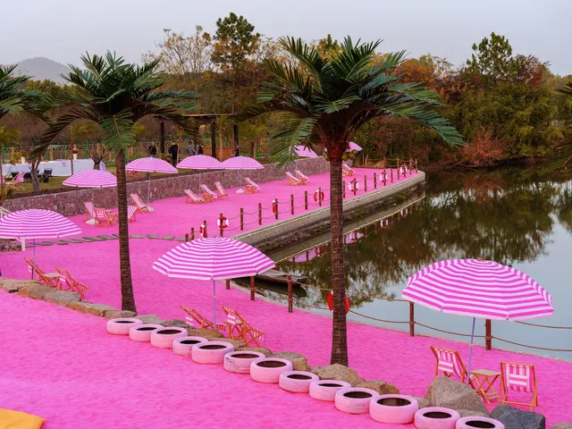 和閨蜜在粉沙灣，拍爆內存！