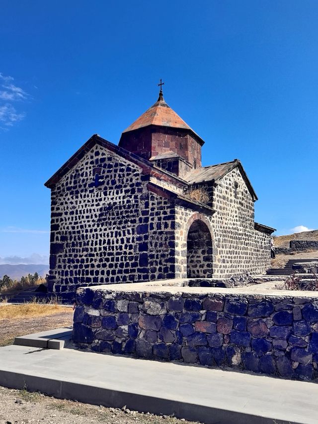 亞美尼亞 高加索明鏡上的千年黑色聖殿
